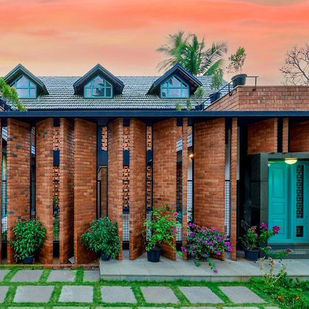 Tentgram Brickhouse Кожикоде Экстерьер фото