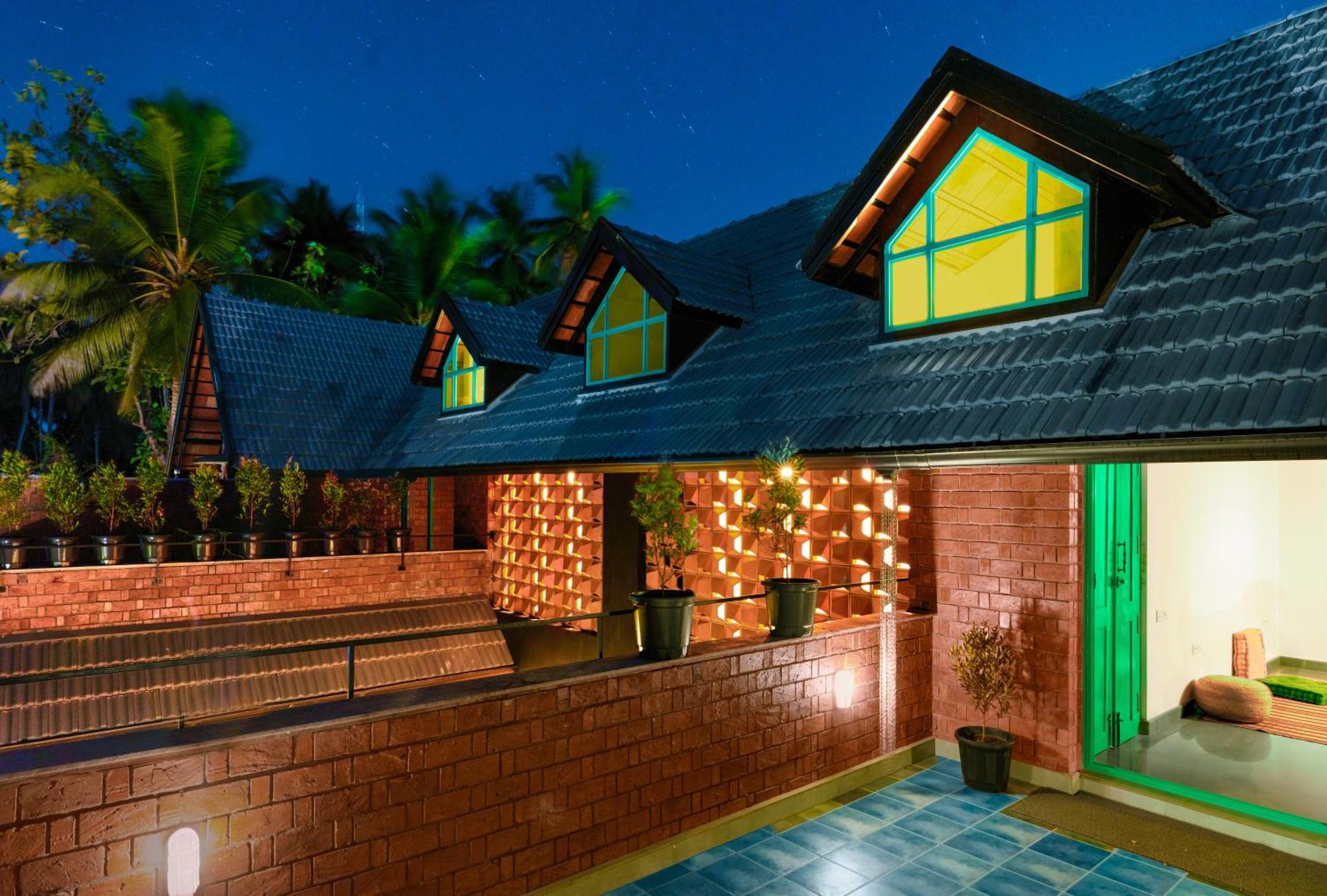 Tentgram Brickhouse Кожикоде Экстерьер фото